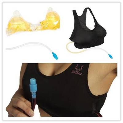 玩葡萄酒的花樣真多,內衣都能蹭到酒味兒!