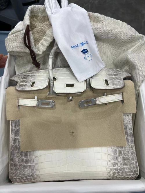 做奢侈品鑒定師后,朋友見我都不敢背包了