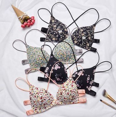 胸罩銷售:但這種暴露賣法,讓人想法多多